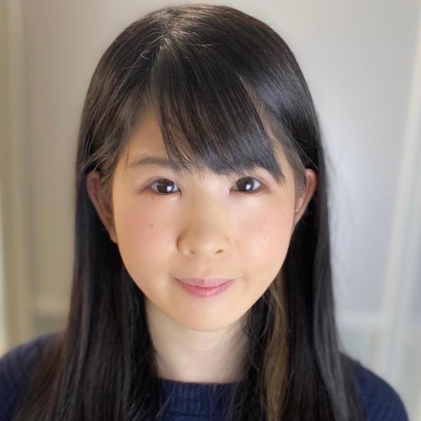 白乃なつき