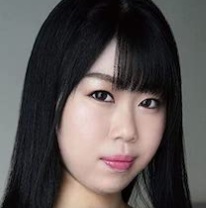 篠原朱里