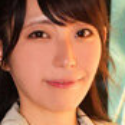 吉沢彩花
